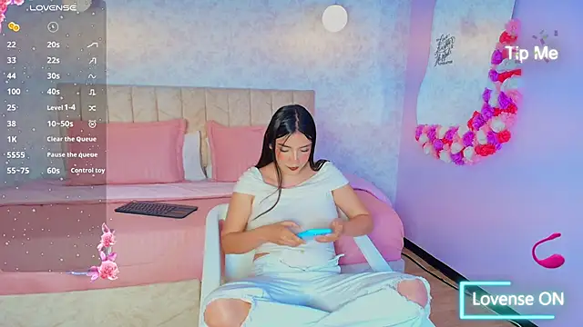 Snapshot of sweet_artemiis chatting on November 2025 08:32:01 PM sweet artemiis online show from November 2025 08:32:01 PM