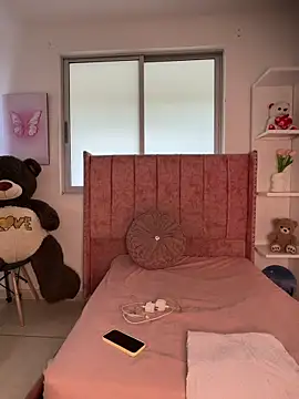 salomecute21 online show from May 2026 11:20:01 AM