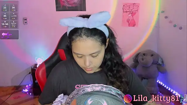 lila kitty81 online show from September 2025 09:16:01 PM