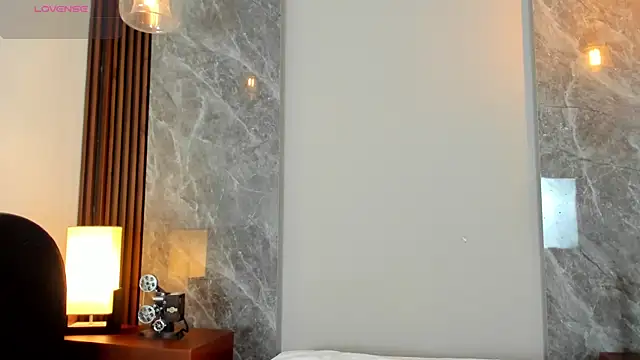 Emma hunter  online show from October 2025 08:11:02 PM