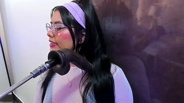 pocahontas lantina online show from March 2026 04:05:02 AM