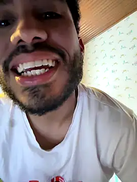 TU-MORENOO online show from September 2025 05:13:02 PM