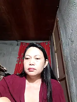 Everleigh mom online show from November 2025 07:59:02 PM