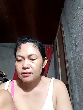 Everleigh mom online show from November 2025 10:56:01 PM