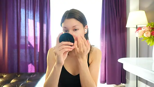 ElwynaBrickell online show from September 2025 04:12:01 AM