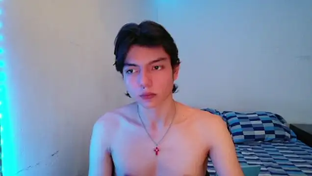 alandelrey57 online show from April 2026 11:15:02 AM