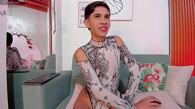 JoshuaSanzz online show from September 2025 04:04:02 AM