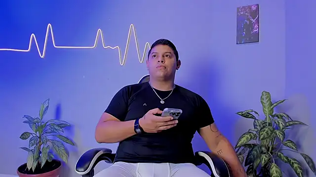 Maximus Steel online show from November 2025 11:53:02 AM