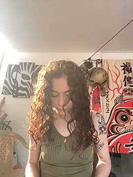 Snapshot of RavennMoonn chatting on October 2025 12:41:02 PM RavennMoonn online show from October 2025 12:41:02 PM