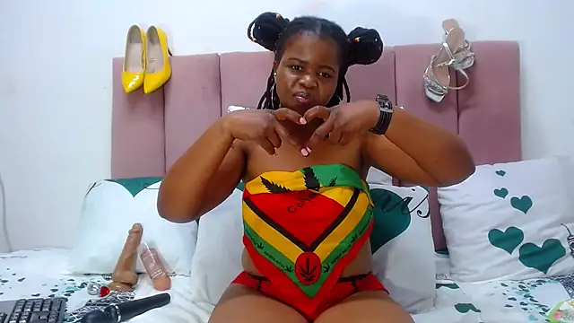 RoundaAssx22 online show from September 2025 09:25:02 PM