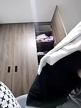 Cami Konor online show from November 2025 11:07:02 PM