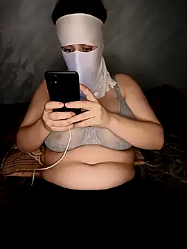 Lamia Queen  online show from October 2025 02:31:02 AM