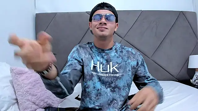 andrew colleman online show from October 2025 05:50:01 AM