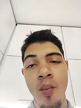 andrew colleman online show from November 2025 10:34:02 PM