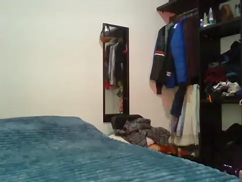 Snapshot of Barrx0018 chatting on December 2025 05:41:01 PM Barrx0018 online show from December 2025 05:41:01 PM