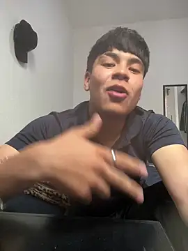 Snapshot of Barrx0018 chatting on February 2026 08:24:02 PM Barrx0018 online show from February 2026 08:24:02 PM