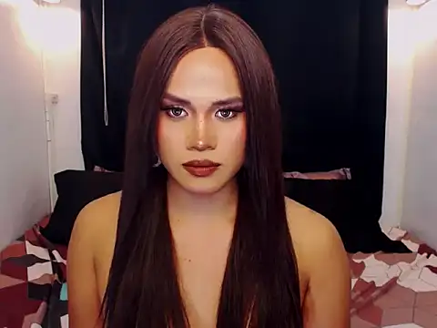 YllanaAltheaXxX online show from January 2026 02:21:01 PM