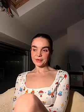 Snapshot of RosieCheexxxxxx chatting on October 2025 03:40:01 AM RosieCheexxxxxx online show from October 2025 03:40:01 AM