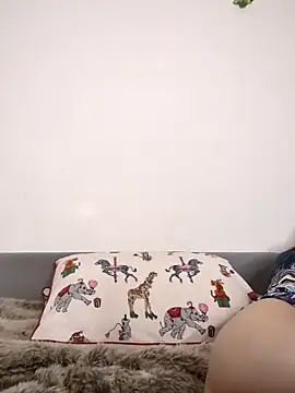 Snapshot of RosieCheexxxxxx chatting on November 2025 05:46:01 AM RosieCheexxxxxx online show from November 2025 05:46:01 AM