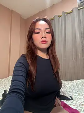 Snapshot of expnsivecandy chatting on May 2026 04:16:01 PM expnsivecandy online show from May 2026 04:16:01 PM