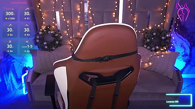 EliseVelour online show from January 2026 01:58:01 PM