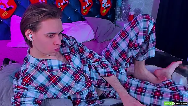 Snapshot of WilliamDyson chatting on January 2026 03:55:01 AM WilliamDyson online show from January 2026 03:55:01 AM