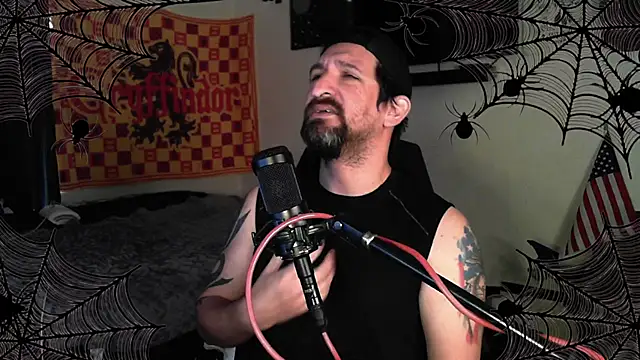 DevilPup75  online show from October 2025 03:43:01 PM