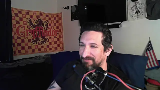 DevilPup75  online show from October 2025 09:46:01 PM