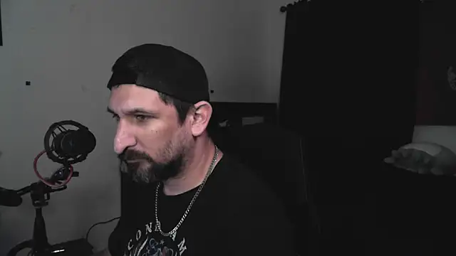 Snapshot of DevilPup75_ chatting on July 2026 01:41:01 AM DevilPup75 online show from July 2026 01:41:01 AM