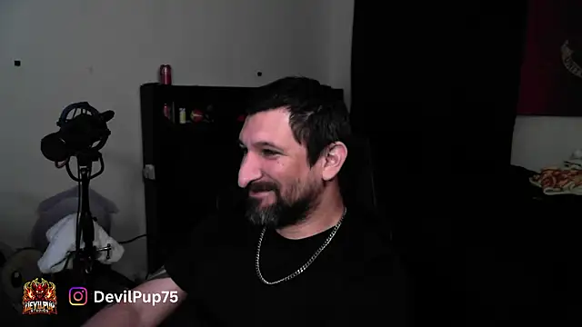 Snapshot of DevilPup75_ chatting on July 2026 10:39:01 AM DevilPup75 online show from July 2026 10:39:01 AM