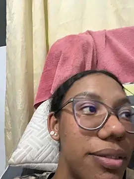 Valen1800 online show from September 2025 12:54:02 AM