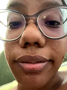 Valen1800 online show from September 2025 07:41:02 PM