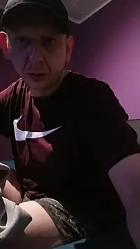 Thoma9034 online show from November 2025 11:32:01 PM