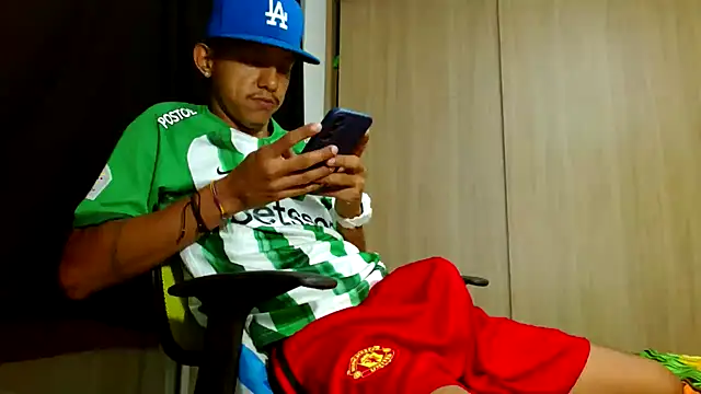 skinny23cm online show from March 2025 10:06:02 AM