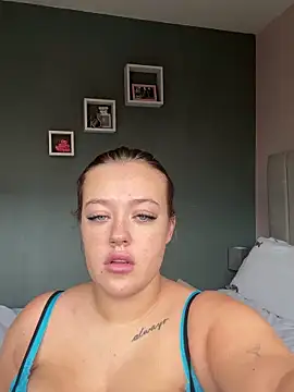 GoddessPrincesss online show from November 2025 01:56:02 PM