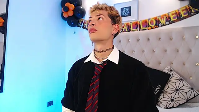 OzorioDany online show from October 2025 04:10:02 AM