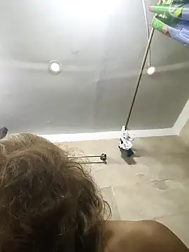 MaryeLunna online show from September 2025 10:40:01 AM