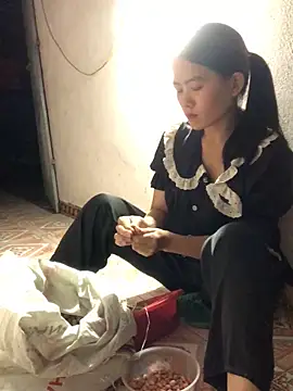 Maymay97 online show from October 2025 11:22:01 AM