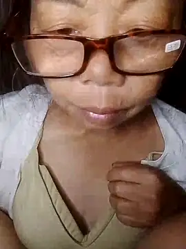 VangLe73 online show from September 2025 06:00:01 PM