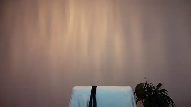 Reddgiirl online show from October 2025 05:20:02 PM