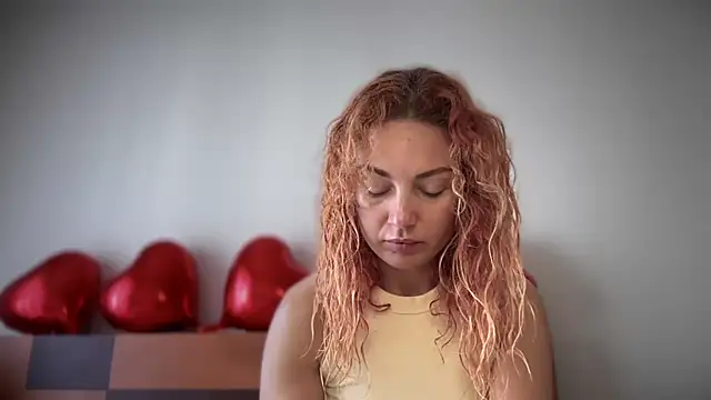 Reddgiirl online show from March 2026 09:46:01 AM