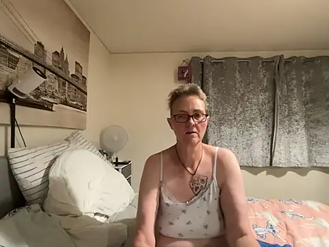 Curvy-Jinx online show from July 2026 08:46:02 PM