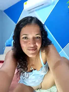 emma ucros online show from December 2025 10:59:02 PM