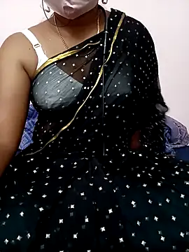 Cute Renuka online show from October 2025 05:22:01 PM