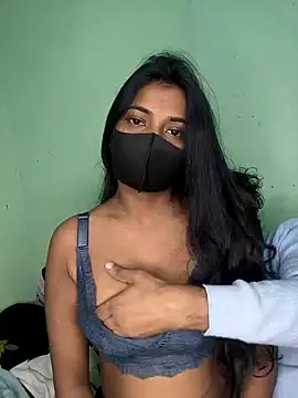 renu 143 online show from November 2025 04:12:02 PM