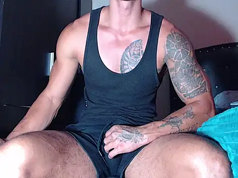 Owenferrara online show from December 2025 08:15:02 PM