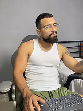 vincentjaxon online show from March 2026 08:52:01 PM