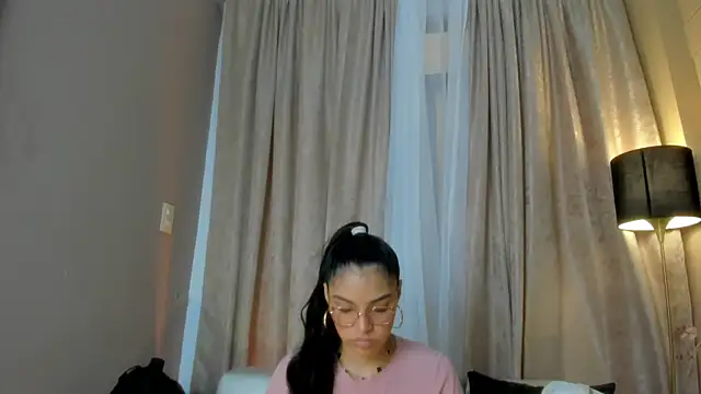 LunaAspen  online show from November 2025 05:48:01 PM