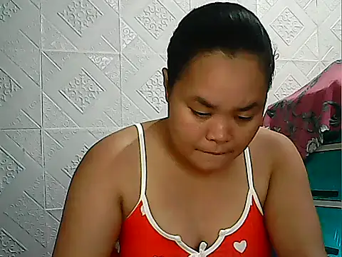 Snapshot of CreamyPussy4uxx chatting on May 2026 01:16:01 PM CreamyPussy4uxx online show from May 2026 01:16:01 PM