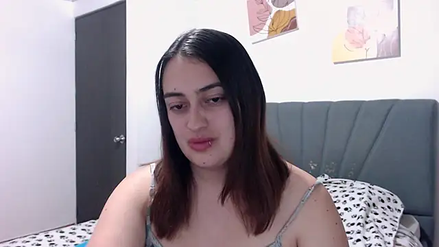 Meggan n online show from September 2025 03:33:02 AM